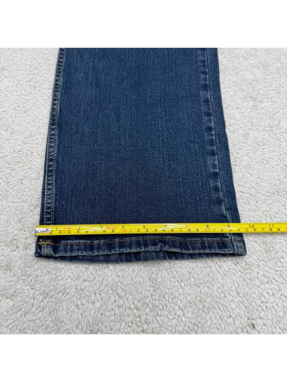 Wrangler Relaxed Boot Cut Blue Jean Men's Denim Pants, Size 38 x 32 - Picture 9 of 11